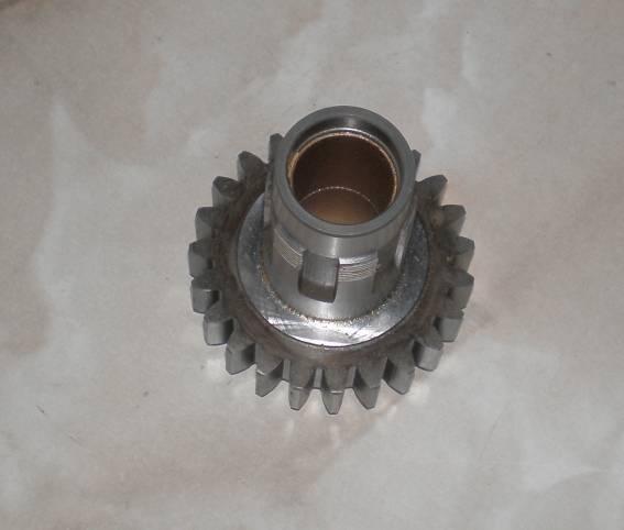 Norton Sleeve Gear (CW Bushes) 23T.