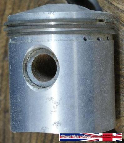 AJS/Matchless 250cc Piston early +40 NOS
