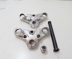 Triumph Yoke Set